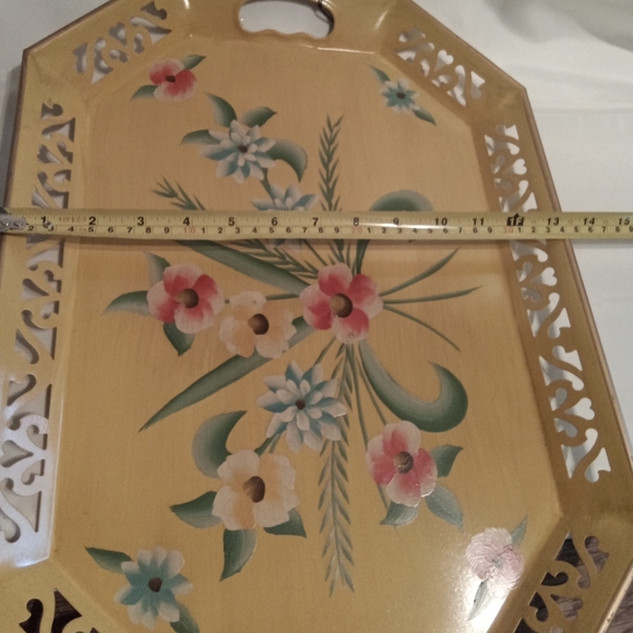 TÔLE HAND PAINTED TRAY - Picture 7 of 8